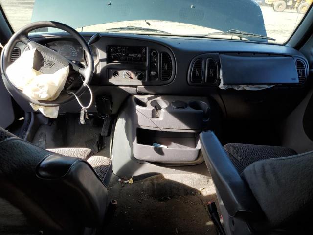 Photo 8 from auction – 2000 DODGE RAM WAGON with VIN 2B5WB25Z5YK104820