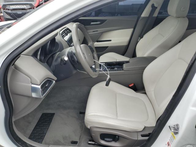 Photo 7 from auction – 2017 JAGUAR XE with VIN SAJAR4BG1HA960396
