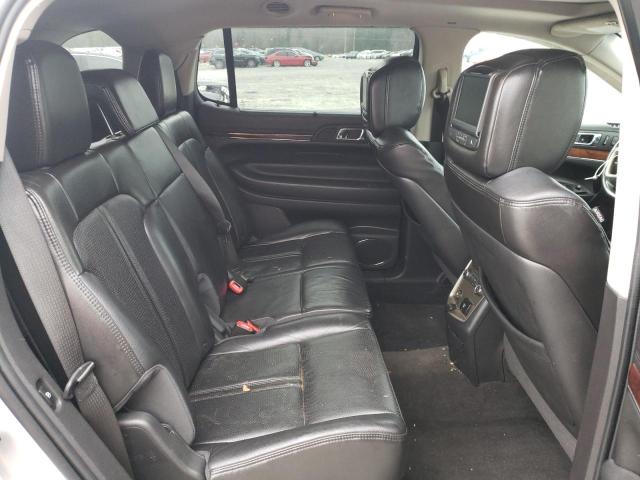 Photo 11 from auction – 2011 LINCOLN MKT with VIN 2LMHJ5AT4BBJ50488