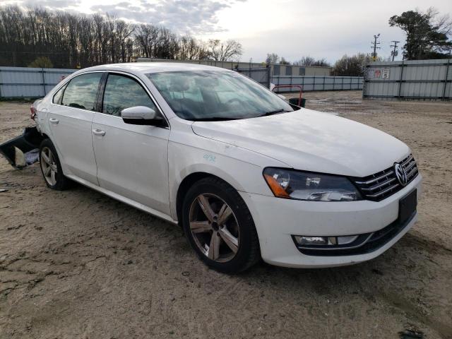 Photo 4 from auction – 2015 VOLKSWAGEN PASSAT S with VIN 1VWAS7A36FC079355