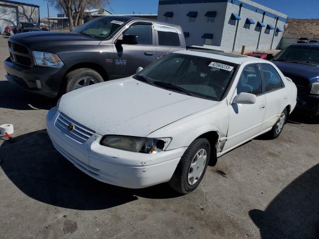 Photo 1 from auction – 1998 TOYOTA CAMRY CE with VIN 4T1BG22K6WU832230