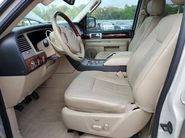 Photo 7 from auction – 2005 LINCOLN NAVIGATOR with VIN 5LMFU27535LJ04993