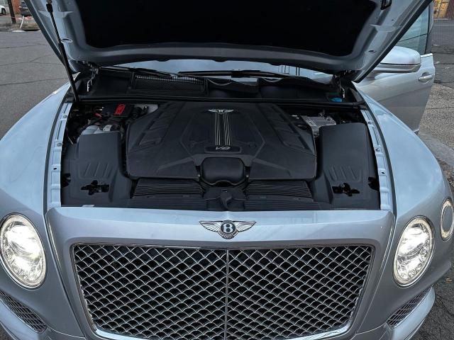 Photo 7 from auction – 2019 BENTLEY BENTAYGA with VIN SJAAM2ZV4KC024193