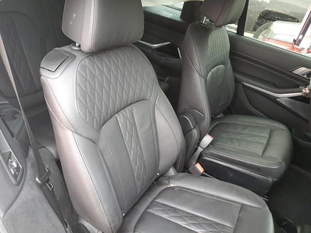 Photo 11 from auction – 2020 BMW X7 M50I with VIN 5UXCX6C05L9B40540