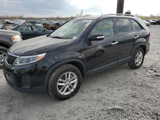 KIA SORENTO LX 2015 with VIN 5XYKT4A77FG586329 - Photo from auction