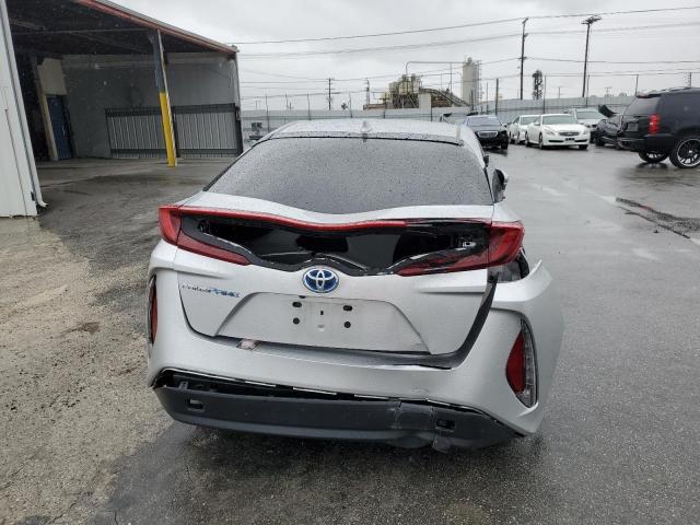 Photo 6 from auction – 2017 TOYOTA PRIUS PRIM with VIN JTDKARFPXH3039543