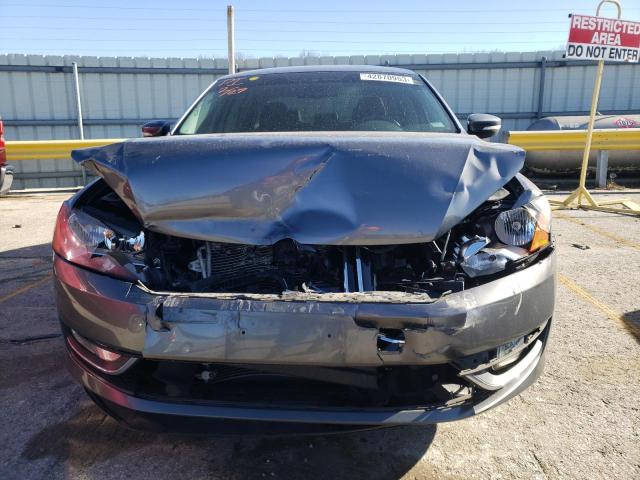 Photo 5 from auction – 2012 VOLKSWAGEN PASSAT SE with VIN 1VWBP7A35CC080420