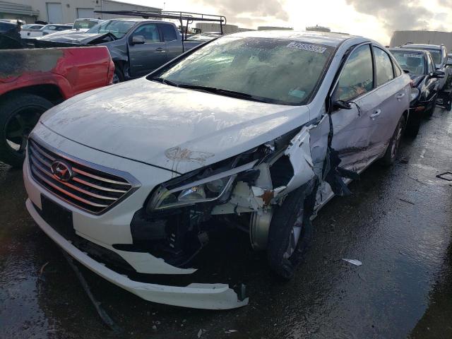 HYUNDAI SONATA SE 2017 with VIN 5NPE24AF8HH579943 - Photo from auction