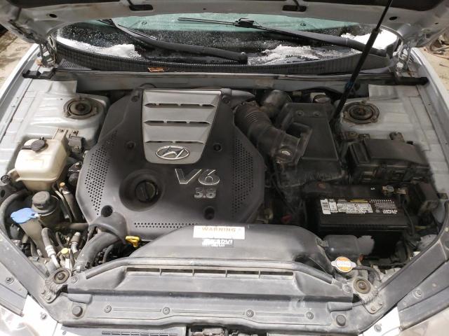 Photo 11 from auction – 2008 HYUNDAI AZERA SE with VIN KMHFC46F88A293698