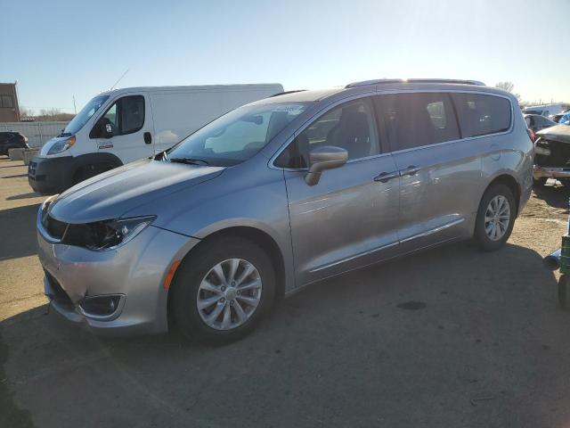 CHRYSLER PACIFICA T 2019 with VIN 2C4RC1BG0KR531481 - Photo from auction