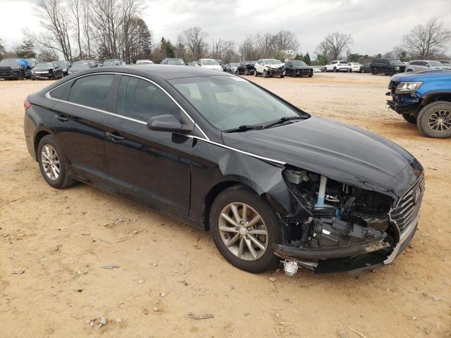 Photo 4 from auction – 2019 HYUNDAI SONATA SE with VIN 5NPE24AF8KH764405
