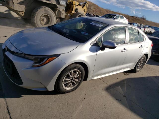 TOYOTA COROLLA LE 2022 with VIN JTDEAMDE6NJ044084 - Photo from auction