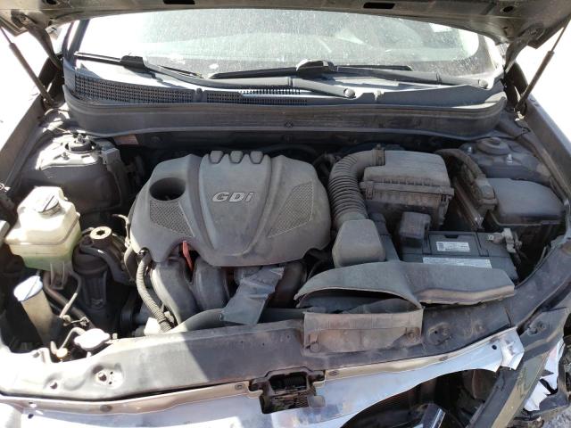 Photo 11 from auction – 2011 HYUNDAI SONATA SE with VIN 5NPEC4AC0BH104720