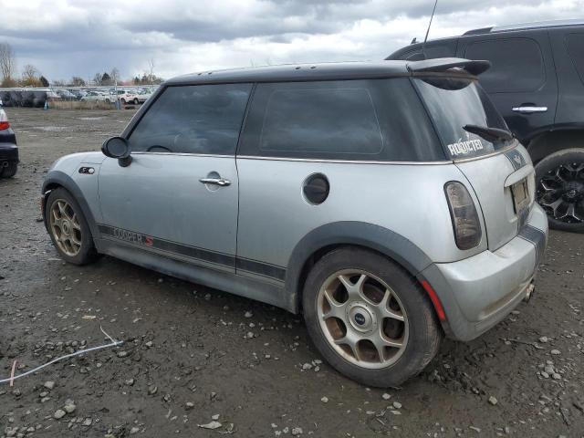 Photo 2 from auction – 2005 MINI COOPER S with VIN WMWRE33515TL11943