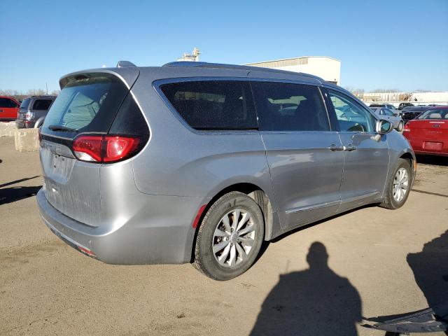 Photo 3 from auction – 2019 CHRYSLER PACIFICA T with VIN 2C4RC1BG0KR531481