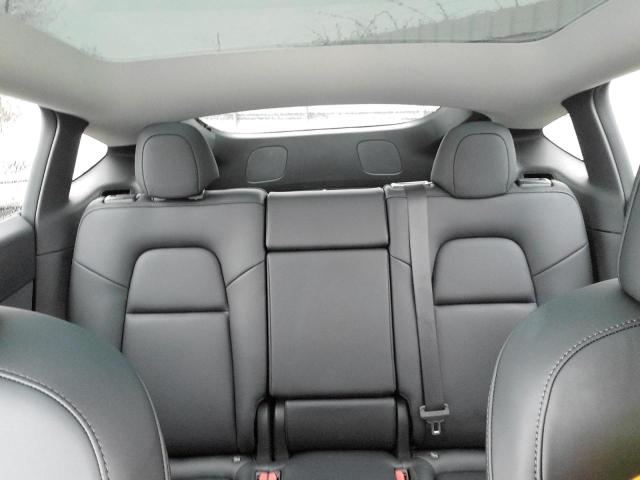 Photo 10 from auction – 2022 TESLA MODEL Y with VIN 7SAYGDEE3NF386564