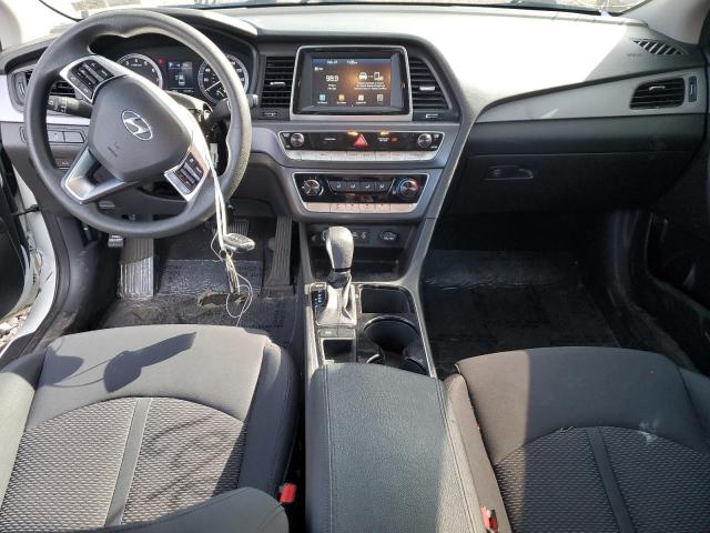 Photo 8 from auction – 2019 HYUNDAI SONATA SE with VIN 5NPE24AF6KH757663