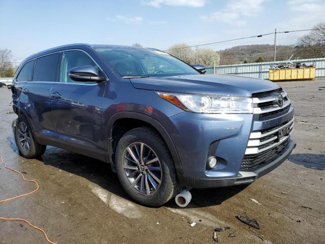 Photo 4 from auction – 2019 TOYOTA HIGHLANDER with VIN 5TDJZRFH2KS736983