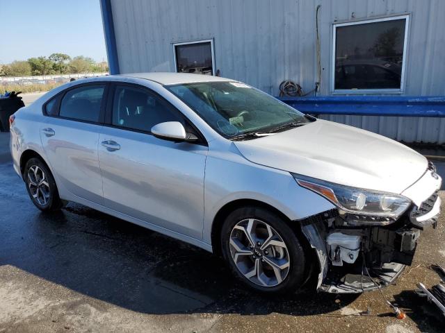 Photo 4 from auction – 2021 KIA FORTE FE with VIN 3KPF24AD7ME308907