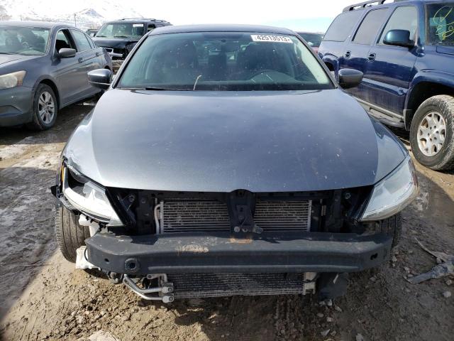 Photo 5 from auction – 2017 VOLKSWAGEN JETTA S with VIN 3VW2B7AJ5HM289501