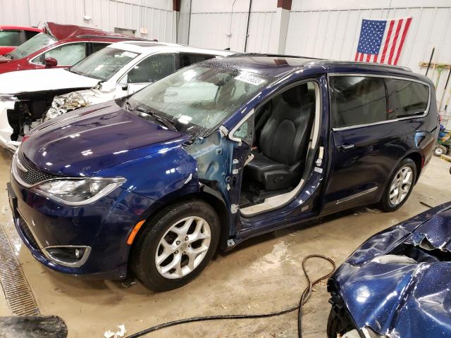 CHRYSLER PACIFICA T 2018 with VIN 2C4RC1EG6JR106129 - Photo from auction