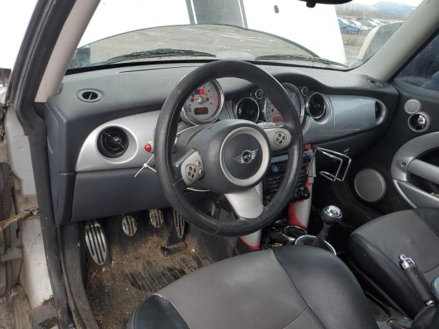 Photo 8 from auction – 2005 MINI COOPER S with VIN WMWRE33515TL11943