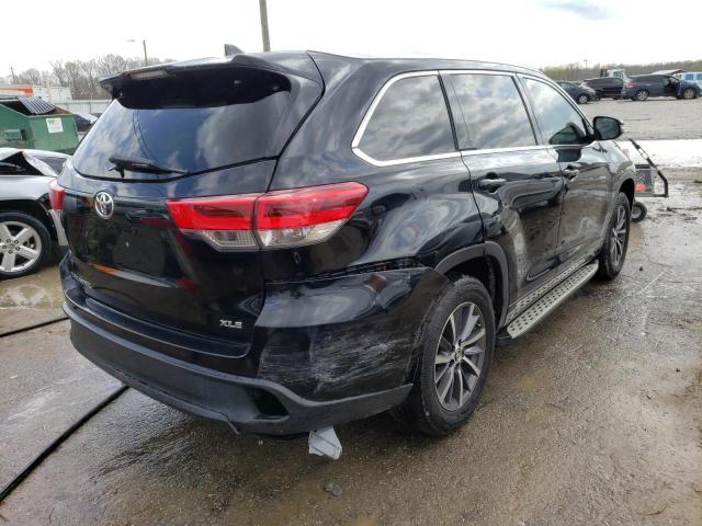 Photo 3 from auction – 2018 TOYOTA HIGHLANDER with VIN 5TDKZRFH2JS529349