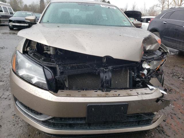 Photo 5 from auction – 2015 VOLKSWAGEN PASSAT S with VIN 1VWAT7A31FC014068