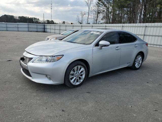 LEXUS ES 300H 2013 with VIN JTHBW1GG2D2022011 - Photo from auction