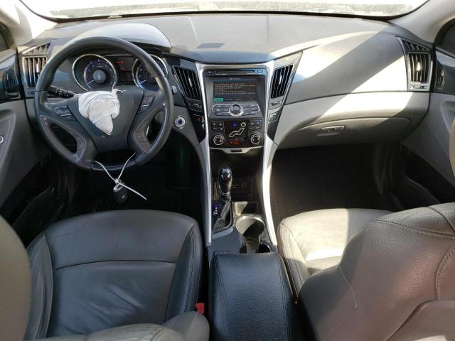 Photo 8 from auction – 2011 HYUNDAI SONATA SE with VIN 5NPEC4AC0BH104720