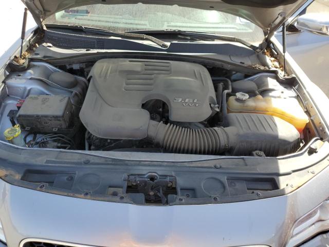 Photo 11 from auction – 2016 CHRYSLER 300C with VIN 2C3CCAEG1GH334046