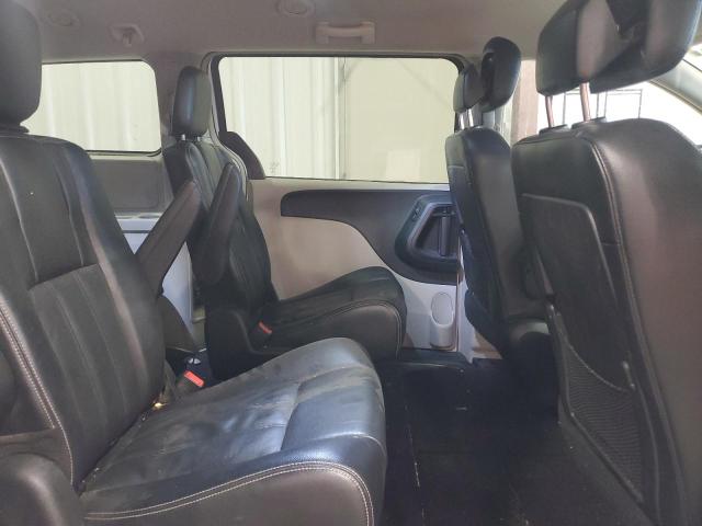 Photo 11 from auction – 2014 CHRYSLER TOWN & COU with VIN 2C4RC1BG7ER446691