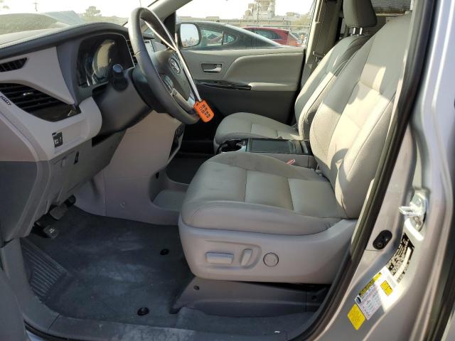Photo 7 from auction – 2020 TOYOTA SIENNA XLE with VIN 5TDYZ3DC4LS071850