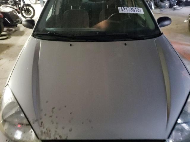 Photo 11 from auction – 2001 FORD FOCUS SE with VIN 1FAFP34P21W235289