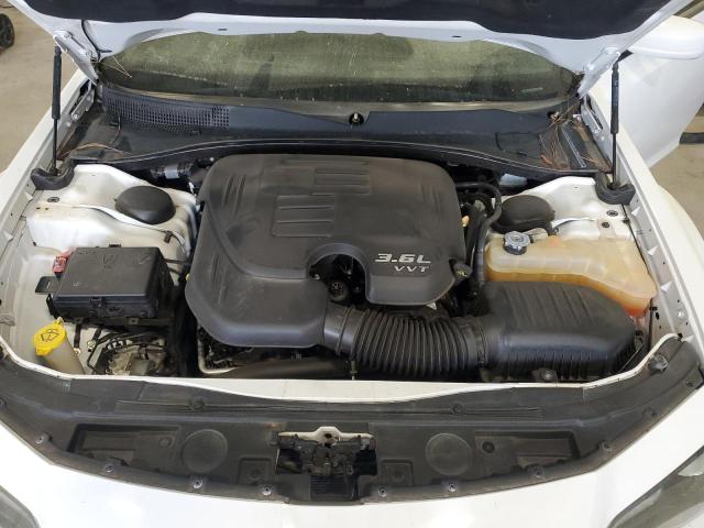 Photo 11 from auction – 2019 CHRYSLER 300 S with VIN 2C3CCABG1KH516181