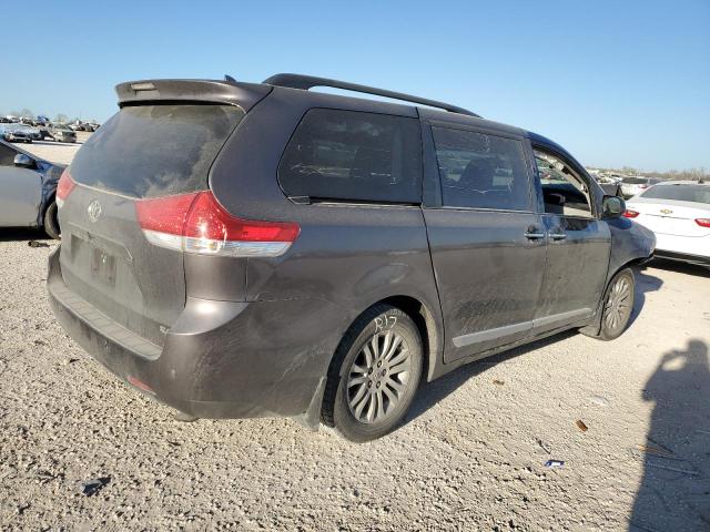 Photo 3 from auction – 2012 TOYOTA SIENNA XLE with VIN 5TDYK3DC0CS232098