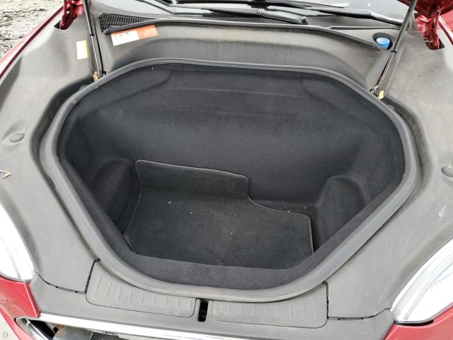 Photo 11 from auction – 2015 TESLA MODEL S 85 with VIN 5YJSA1H21FF085362