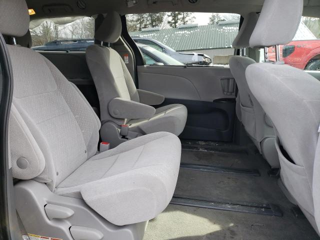 Photo 11 from auction – 2018 TOYOTA SIENNA LE with VIN 5TDJZ3DC4JS192277
