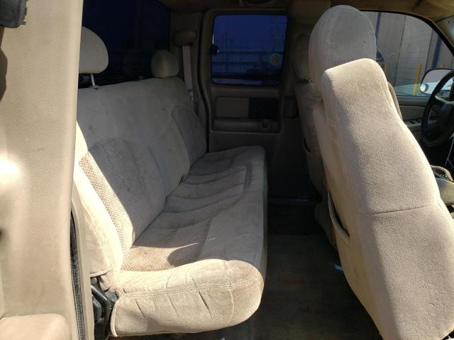 Photo 10 from auction – 2002 CHEVROLET SILVERADO with VIN 2GCEC19V421199174