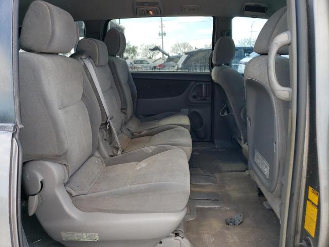 Photo 11 from auction – 2005 TOYOTA SIENNA CE with VIN 5TDZA23C65S352591