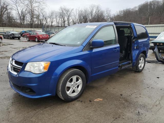 DODGE GRAND CARA 2013 مع رقم تعريف المركبة 2C4RDGCG8DR636433 - صورة من المزاد