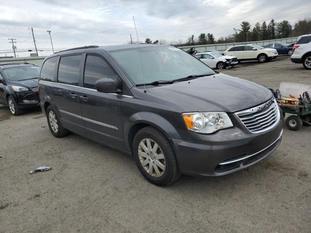 Photo 4 from auction – 2015 CHRYSLER TOWN & COU with VIN 2C4RC1BG3FR716100