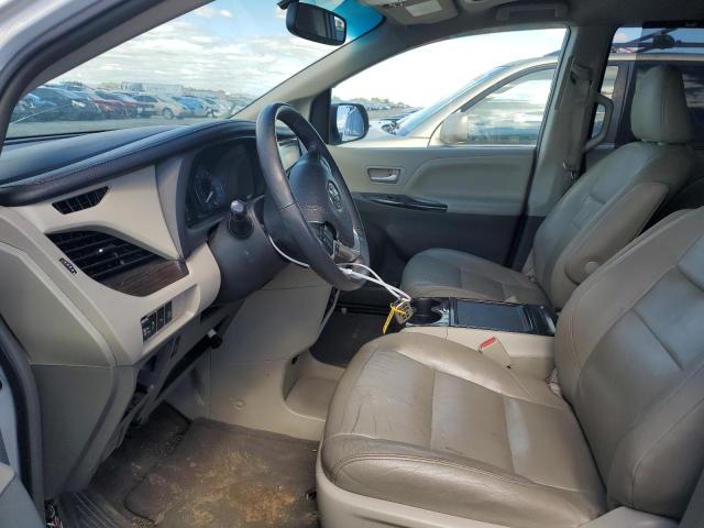 Photo 7 from auction – 2017 TOYOTA SIENNA XLE with VIN 5TDYZ3DC8HS849817