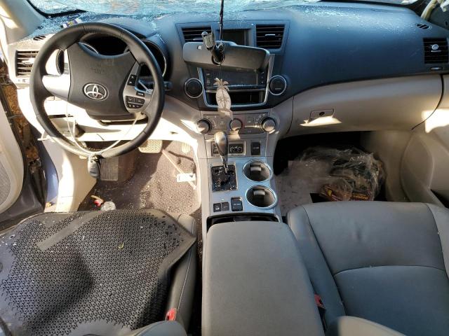Photo 8 from auction – 2013 TOYOTA HIGHLANDER with VIN 5TDBK3EH0DS256127