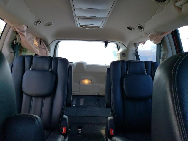 Photo 10 from auction – 2016 CHRYSLER TOWN & COU with VIN 2C4RC1BG9GR214046