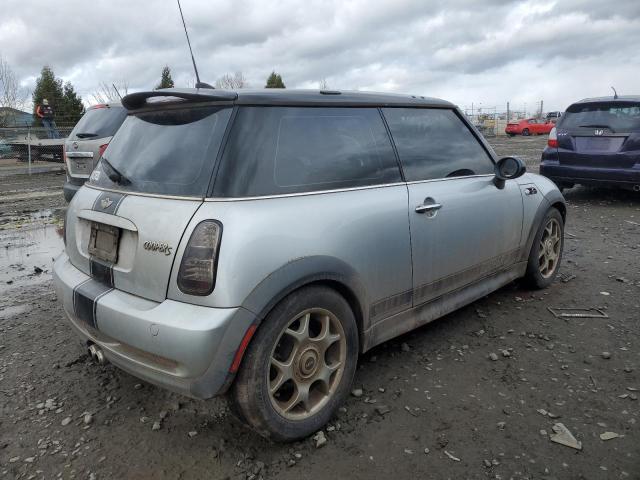 Photo 3 from auction – 2005 MINI COOPER S with VIN WMWRE33515TL11943
