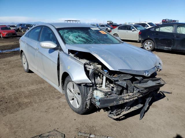 Photo 4 from auction – 2013 HYUNDAI SONATA HYB with VIN KMHEC4A46DA088909