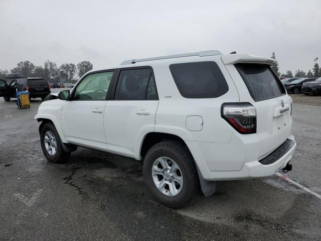 Photo 2 from auction – 2017 TOYOTA 4RUNNER SR with VIN JTEZU5JR6H5148346