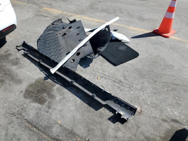Photo 12 from auction – 2016 TESLA MODEL S with VIN 5YJSA1E12GF166822
