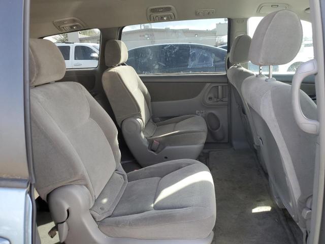 Photo 11 from auction – 2004 TOYOTA SIENNA CE with VIN 5TDZA23C54S210778